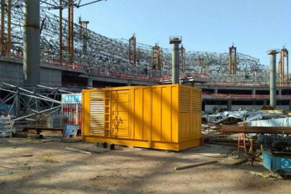 兴化发电机出租如何判断空气滤清器是否需要更换？